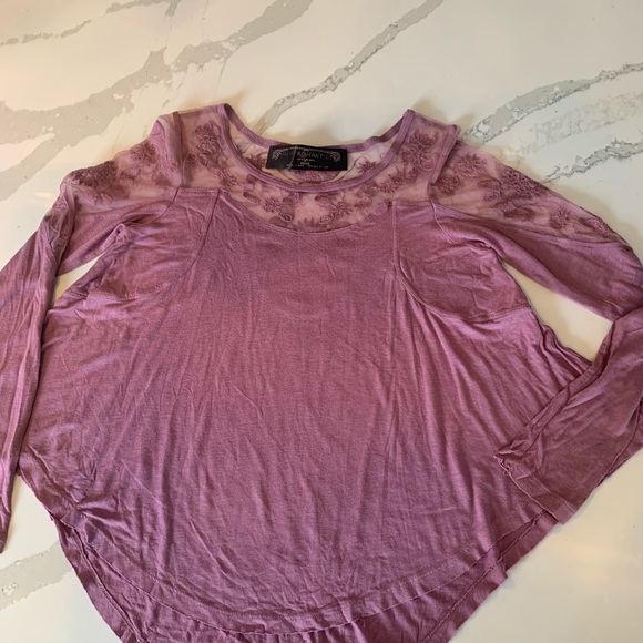 Free People blouse. Lace with jersey material. - Picture 2 of 7